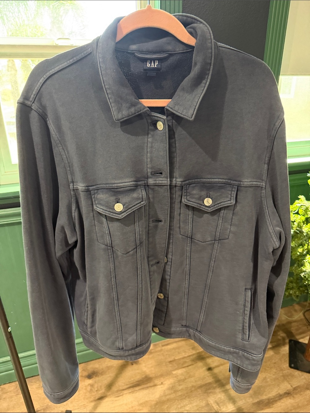 GAP Sweatshirt Women's Charcoal Button-Front Jacket